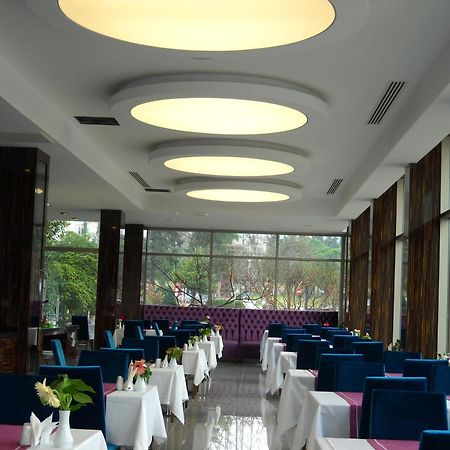 Buyuk Saruhan Hotel Manisa Bagian luar foto