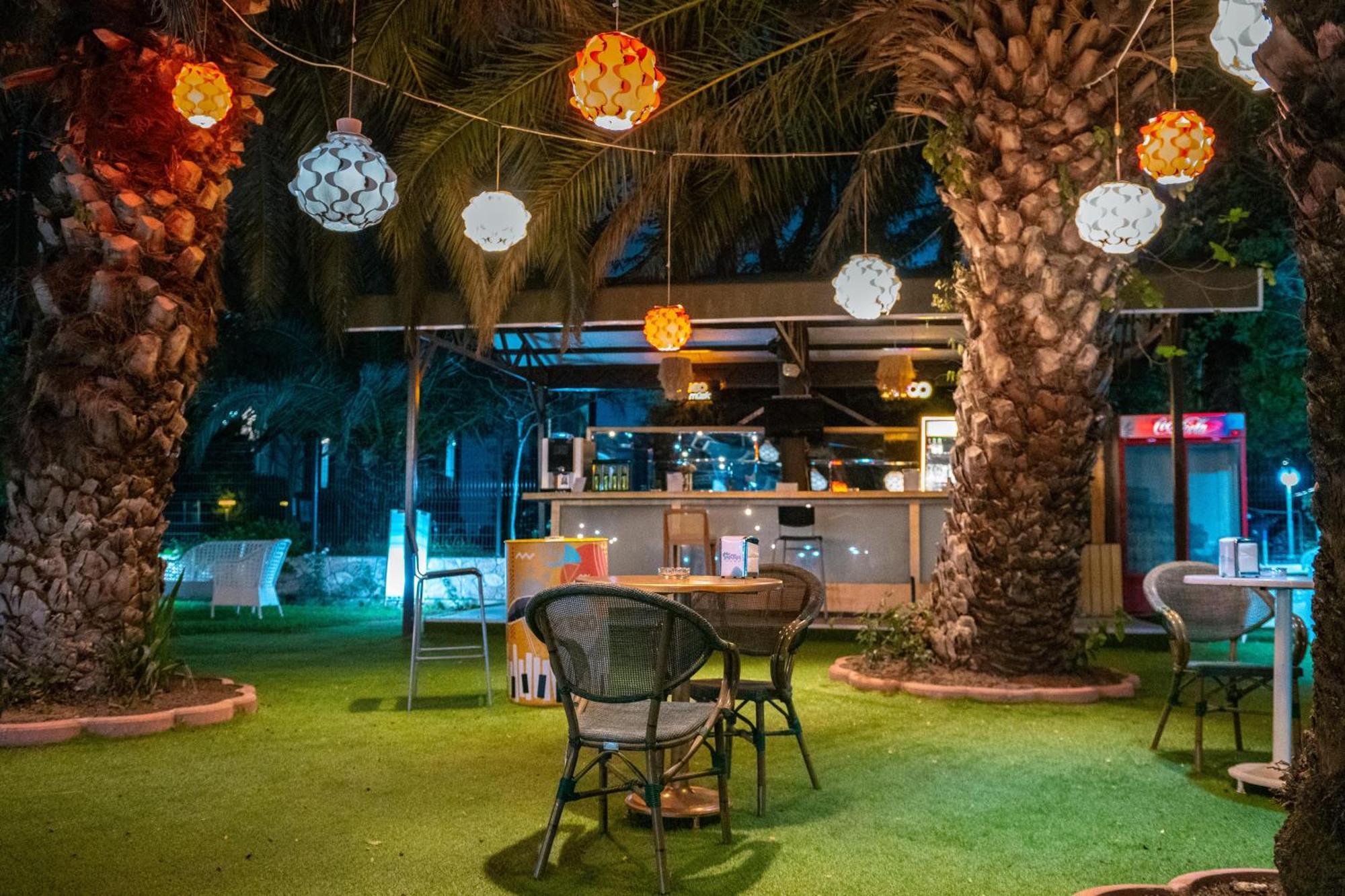 Buyuk Saruhan Hotel Manisa Bagian luar foto