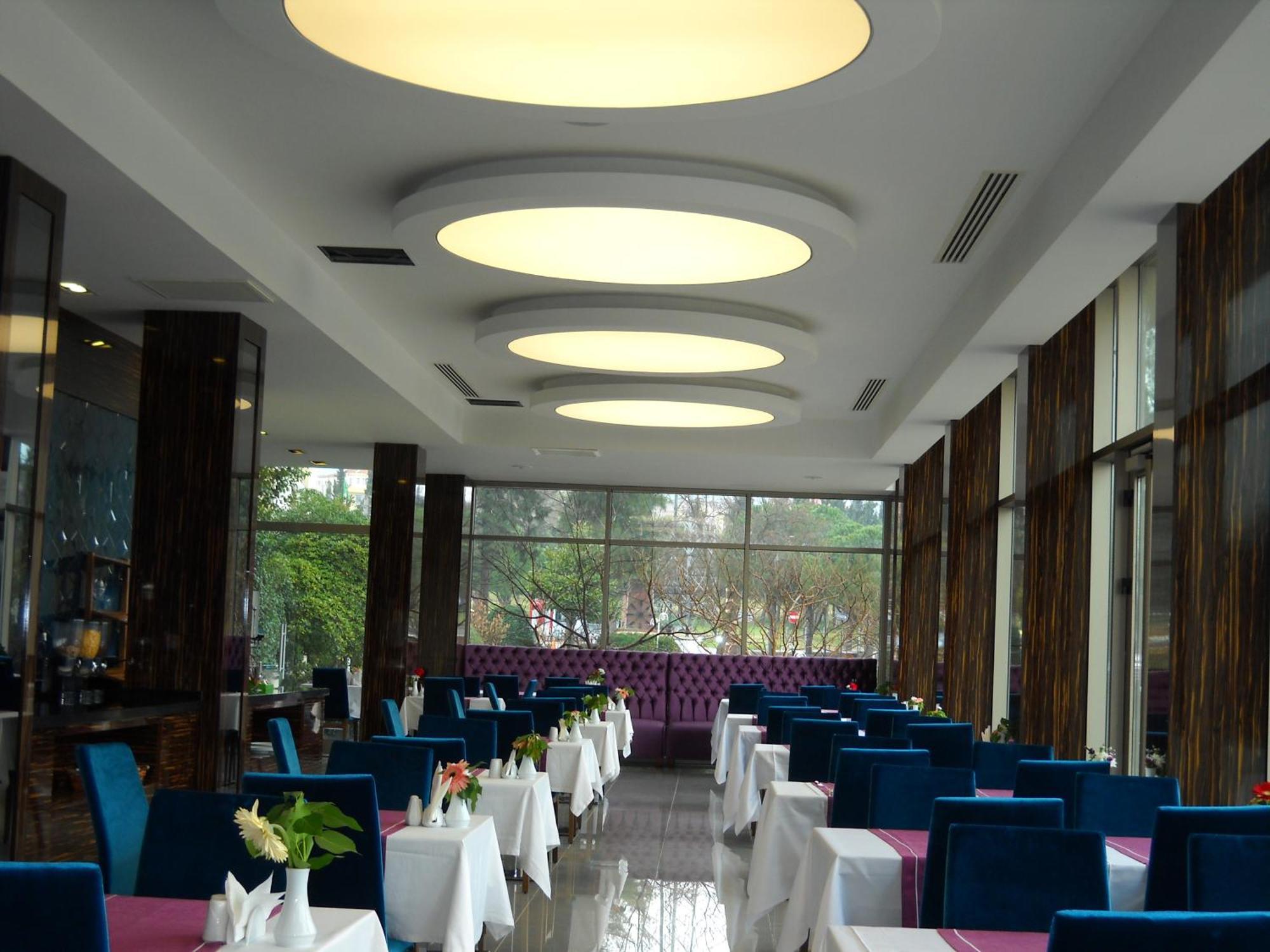 Buyuk Saruhan Hotel Manisa Bagian luar foto