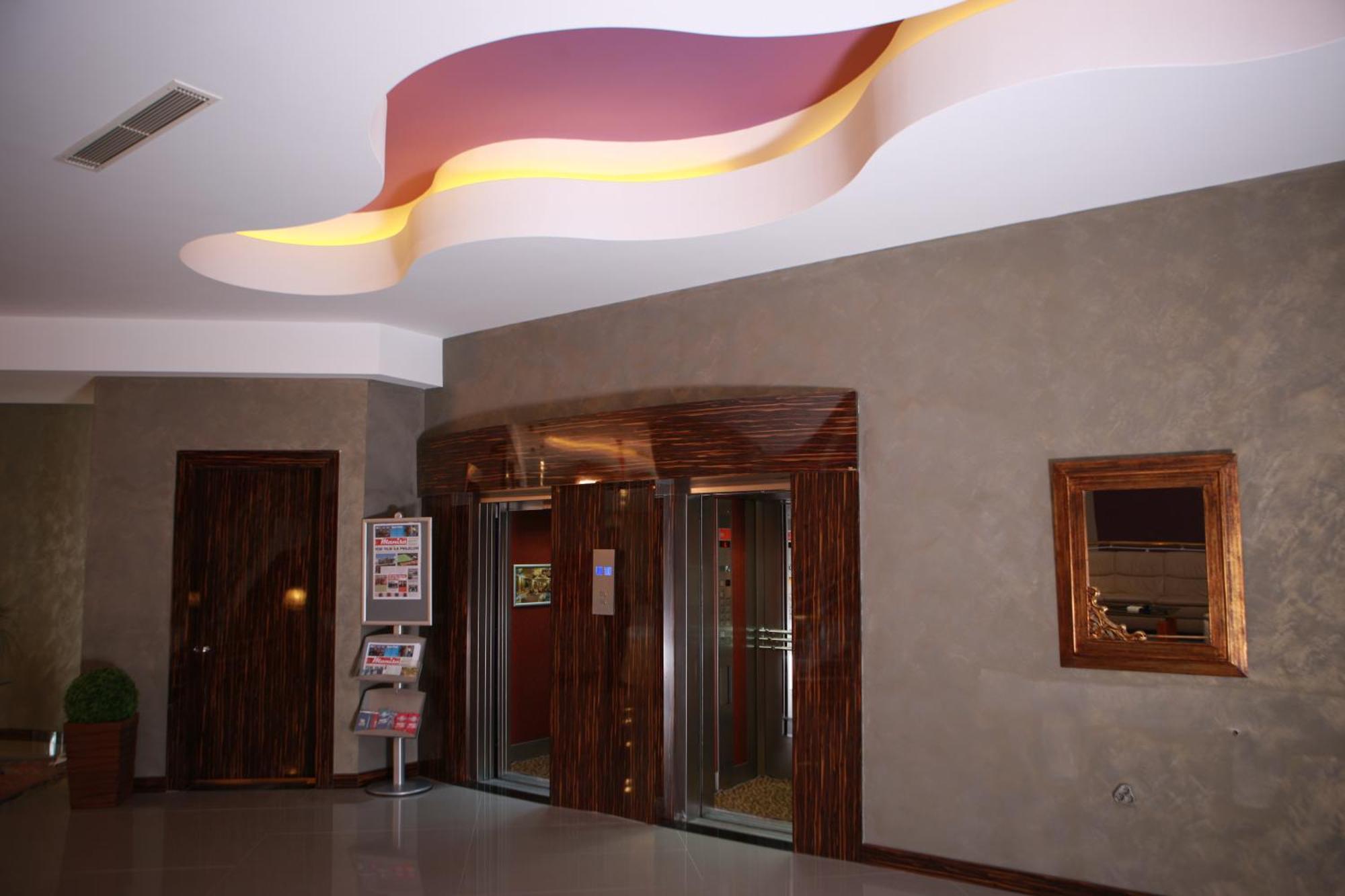Buyuk Saruhan Hotel Manisa Bagian luar foto