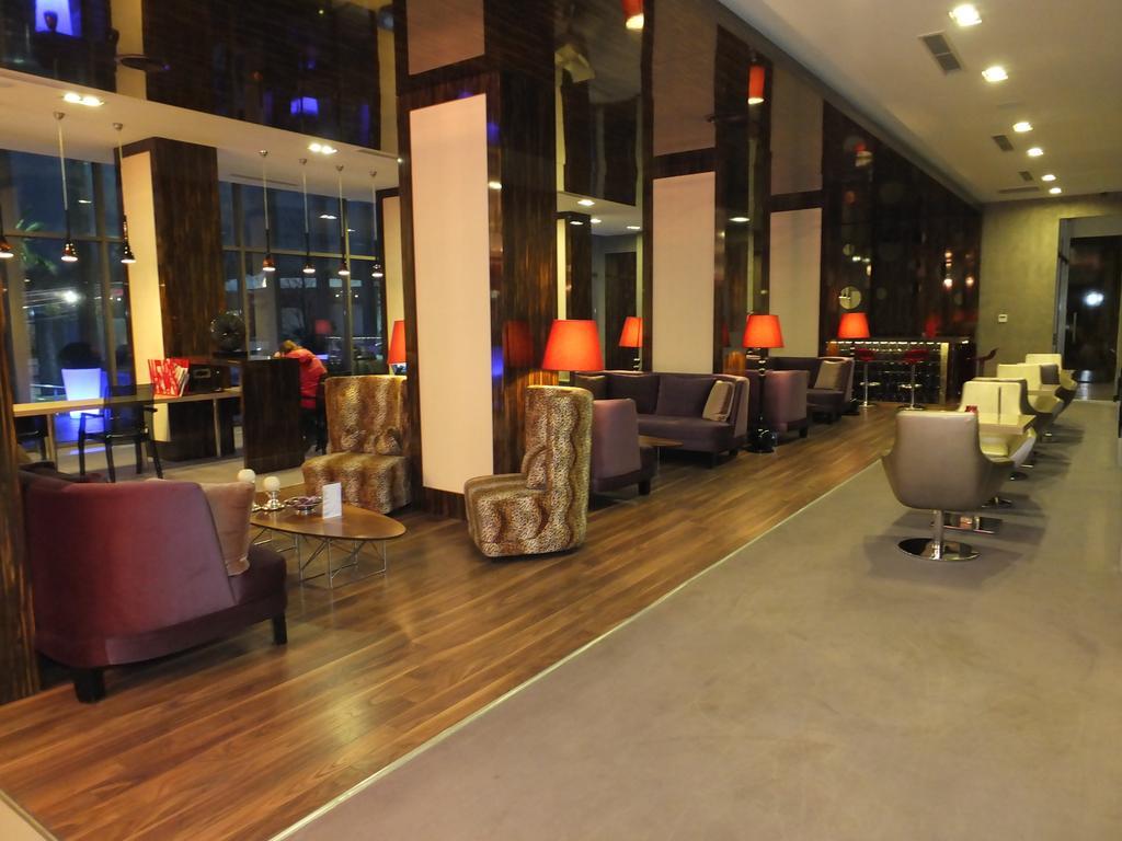 Buyuk Saruhan Hotel Manisa Bagian luar foto